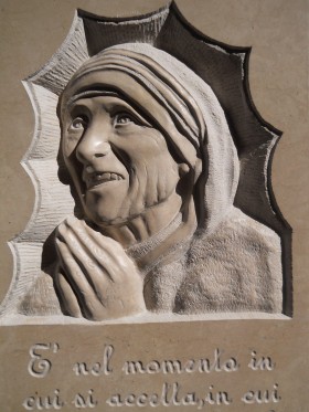 Madre Teresa di Calcutta - arte pietra snc